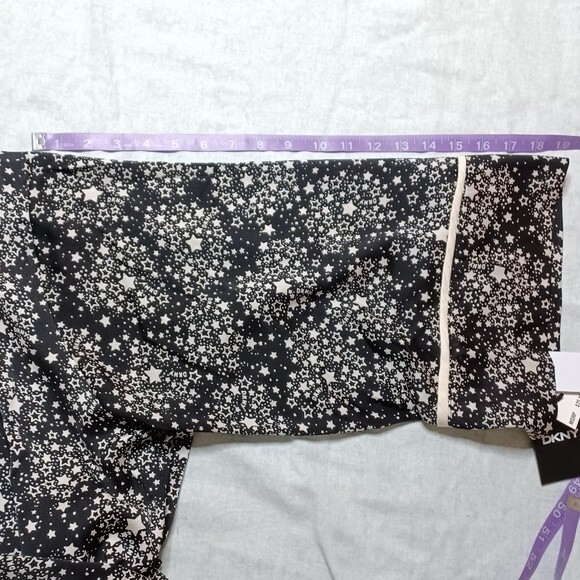 DKNY Star-Print Tie-Waist Robe sz small - Picture 5 of 12